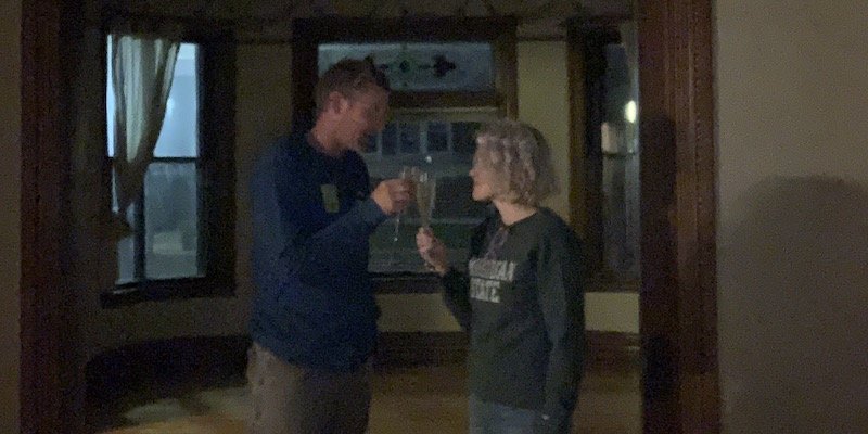 Airbnb - Hewitt Onion Tower