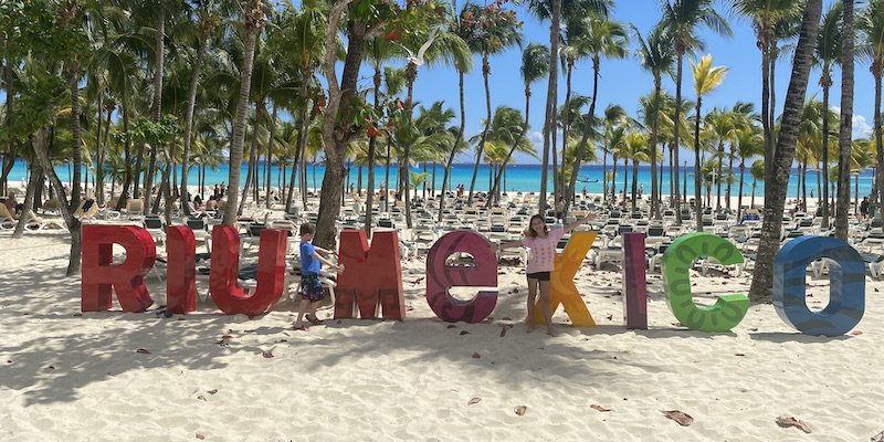 Riu Palace Mexico beach