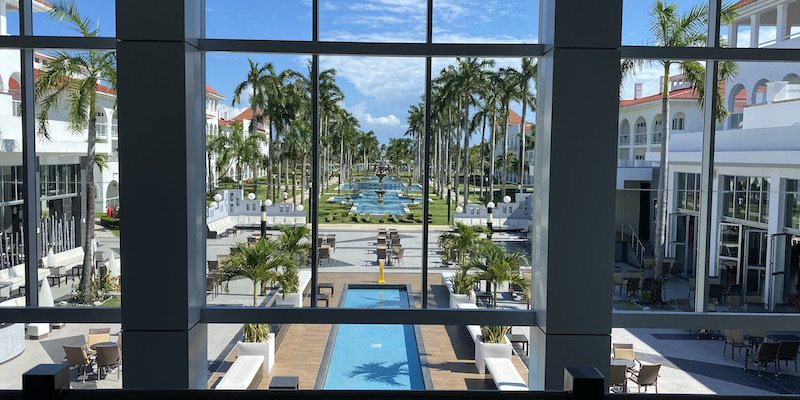 Riu Palace Mexico courtyard