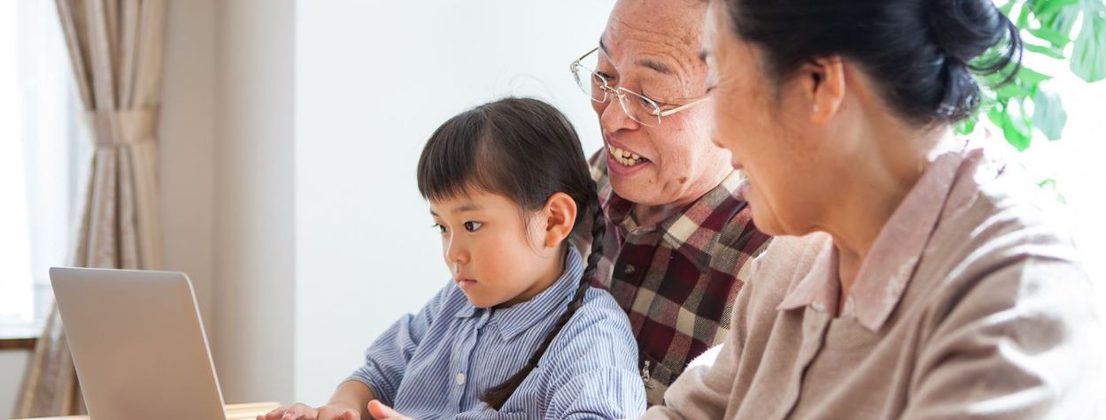 EarlyBird Review (2023): Easy Investing for Kids App