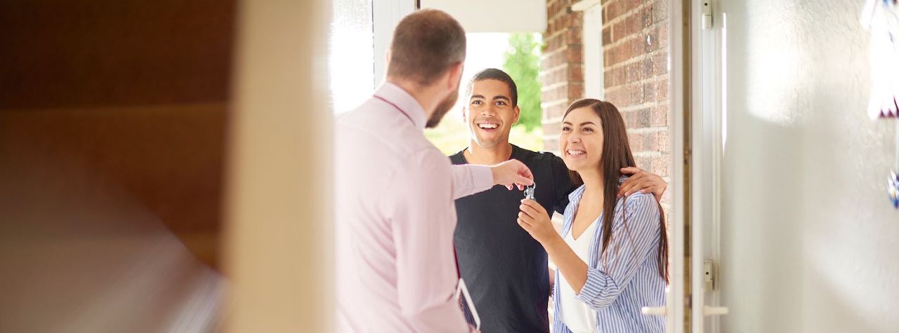 How I Make $10,000 Per Month With Rental Properties